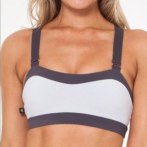 L’Urv Bandier Sports Bra